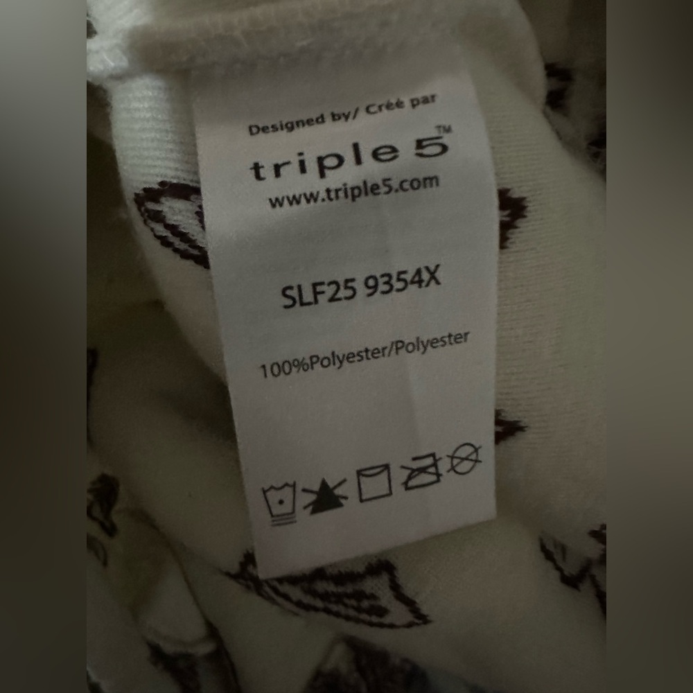 ✨NWT✨ Silver Jeans Co: Sherpa- Size 1X (pit to pit approx 24.5 inches) - Picture 8 of 9